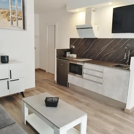 Centrico Con Piscina Neptuno Apartment *